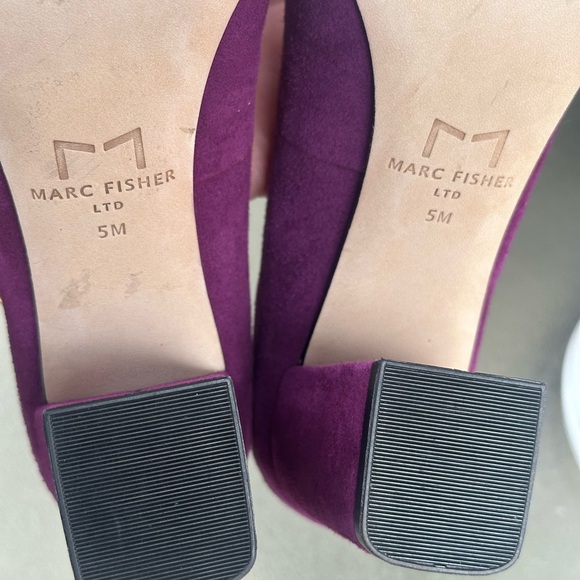 Marc Fisher LTD Women's Zala Block Heel Pointy Toe Pump, Size 5M NWOB - Picture 5 of 10